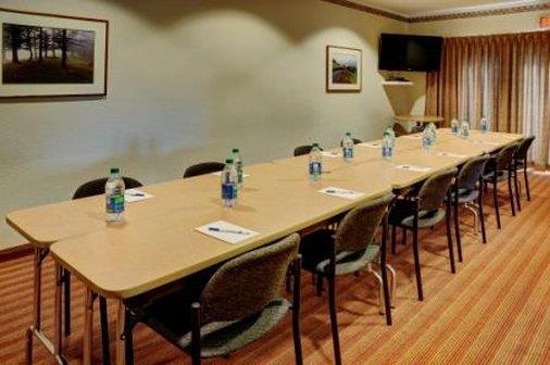 Lakeview Inns & Suites - Brandon Facilități foto